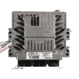 Engine Control Unit ECU Renault Megane 1.5 DCI 8200542288, 8200 542 288, S122326107A, S122326107 ASID301, 8200495479