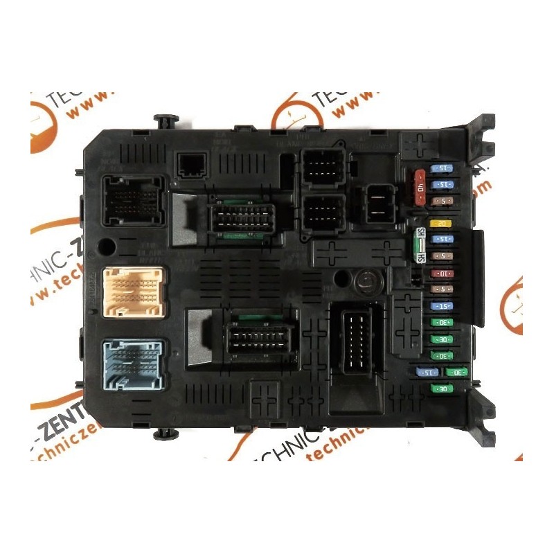 BSI - Fuse Box Citroen C4 Picasso  966405908001, 96 640 590 80 01, 281201930C, BSI04EVK0400, V05.01, 281208364, 281192483C